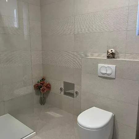 Apartman F&F 2 Otocac Exterior photo