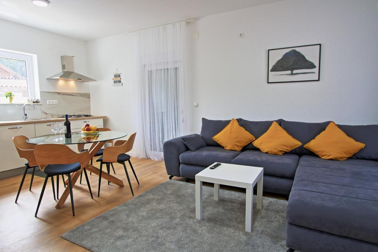 Apartment F&f 2 Otocac