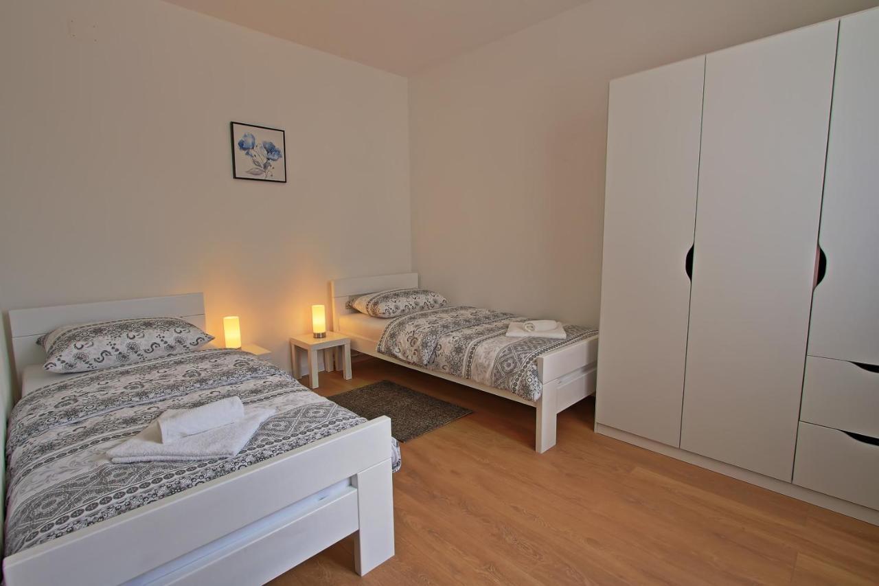 F&f 2 Apartment Otocac