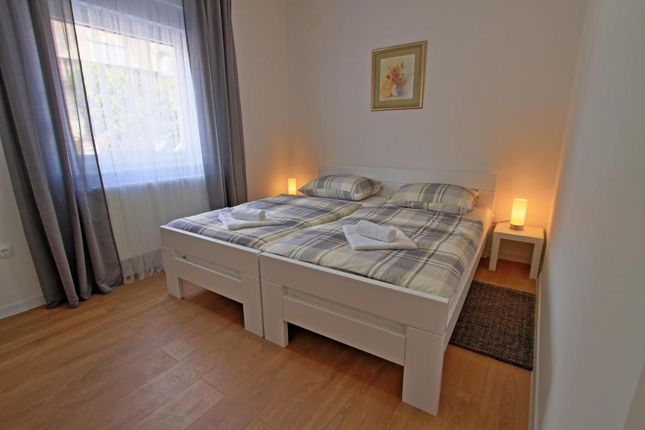 F&f 2 Apartment *